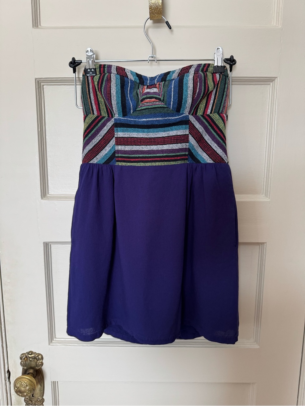 Staring at Stars Strapless Mini Dress, pockets, zipper, size 6